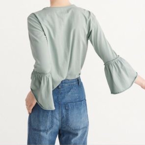 Abercrombie Bell Sleeve Top Light Green - Picture 2 of 6